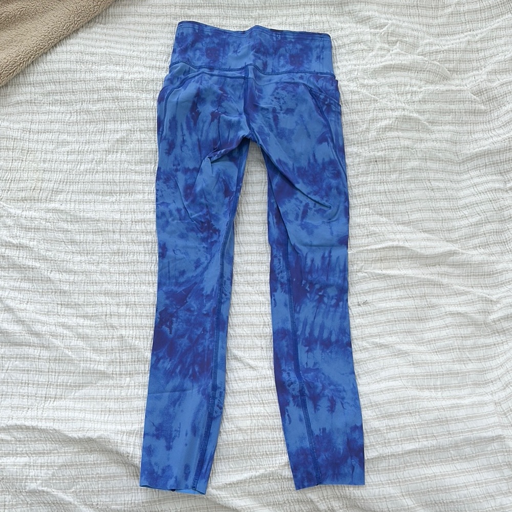LULULEMON FAST & FREE LEGGINGS- SIZE 2! - Picture 5 of 6